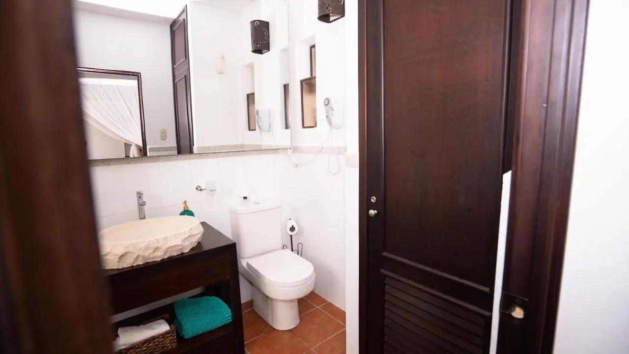 Inn Villa Aqua Antigua Walk 10 Min To Central Park Antigua